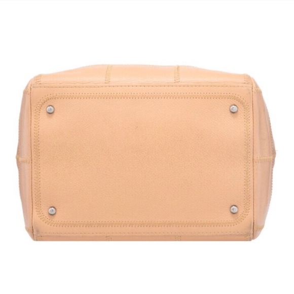 SOLD Vintage Chanel Beige Leather Quilted Bowler - Picture 4 of 4